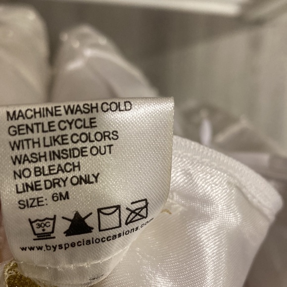 Christening dress 6mo - Picture 3 of 4